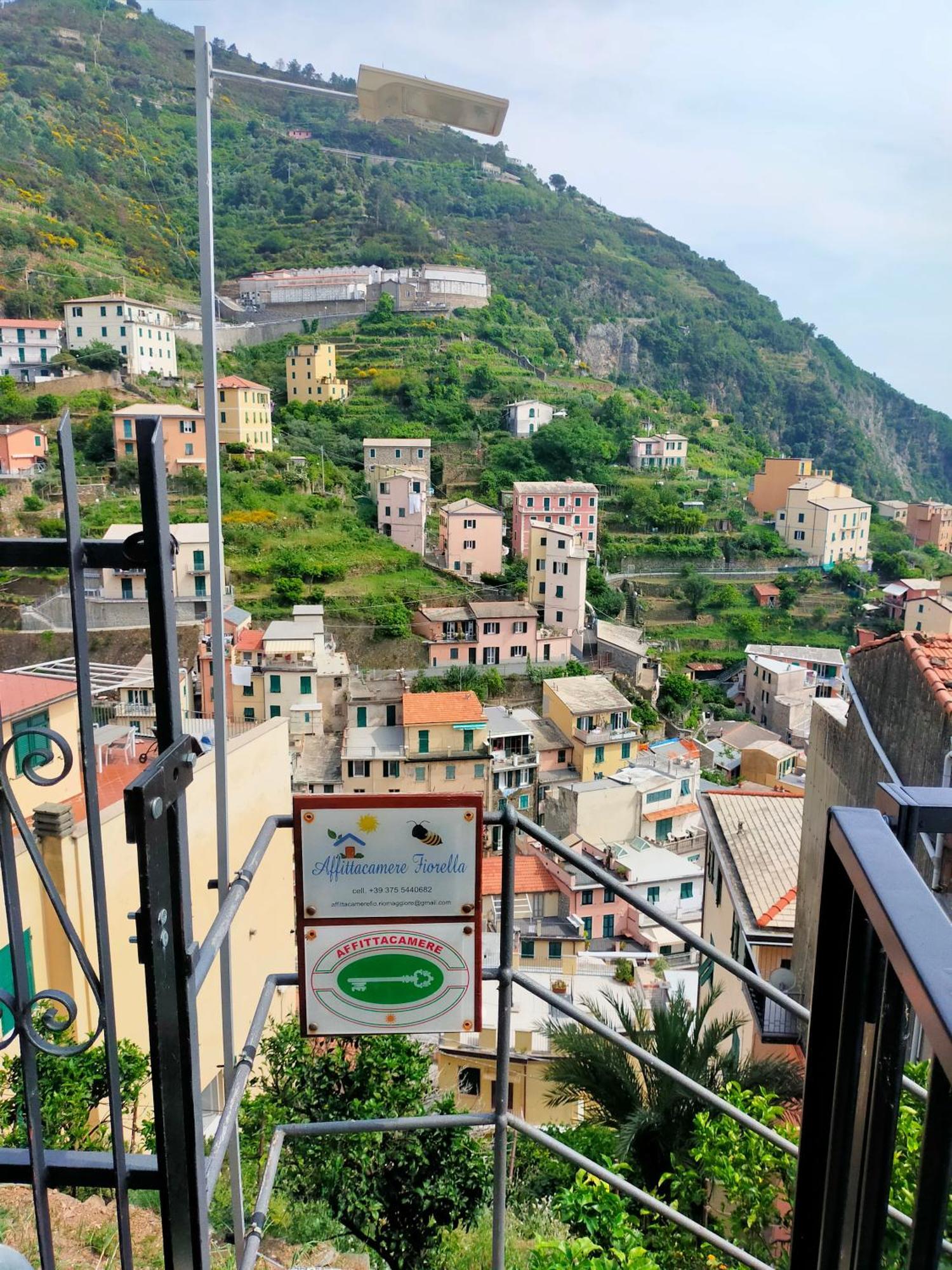 Affittacamere Fiorella Riomaggiore Exterior photo
