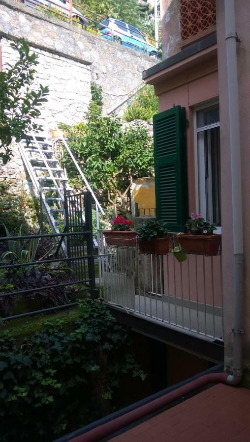 Affittacamere Fiorella Riomaggiore Exterior photo